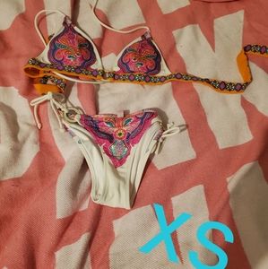 brand new without tags never worn bathing suit vs